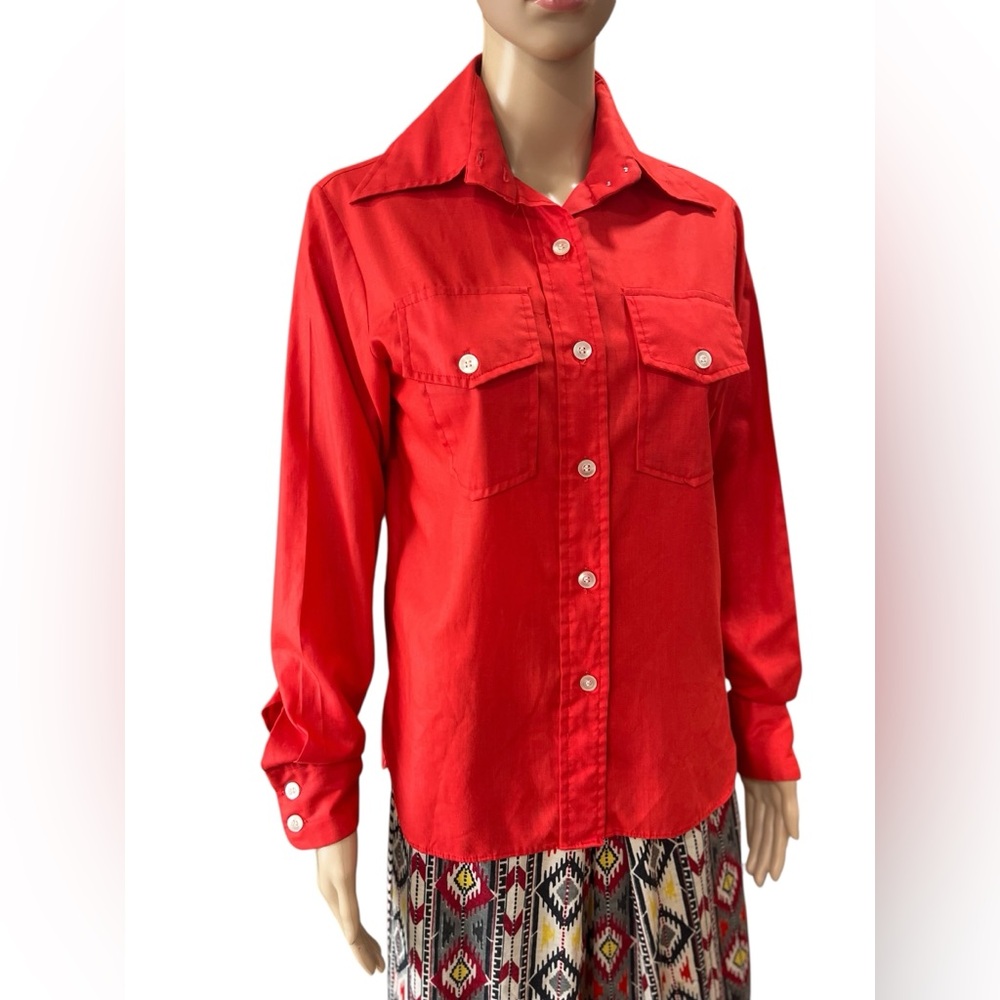Western red collar women’s Wrangler Cowgirl vintage button-down shirt-L